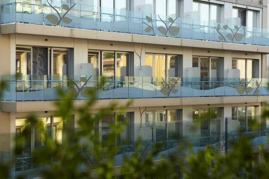 CITY Hotel